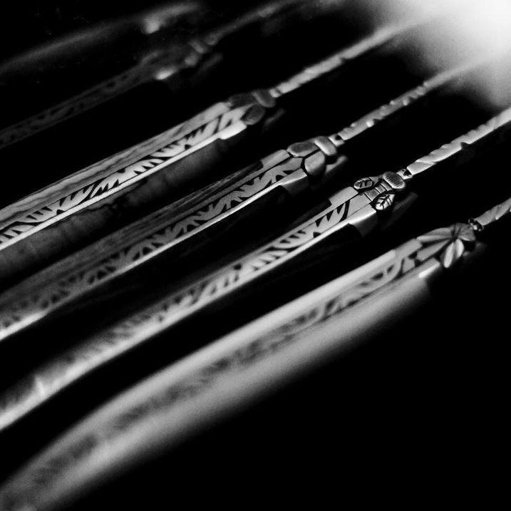 11 cm Laguiole Knives Chiseled Bee & Spring