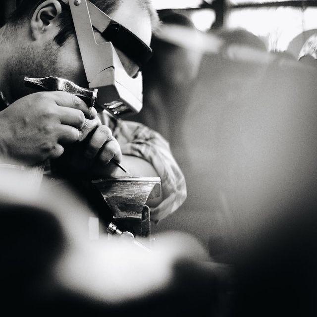 12 cm Laguiole Knives Chiseled Bee & Spring