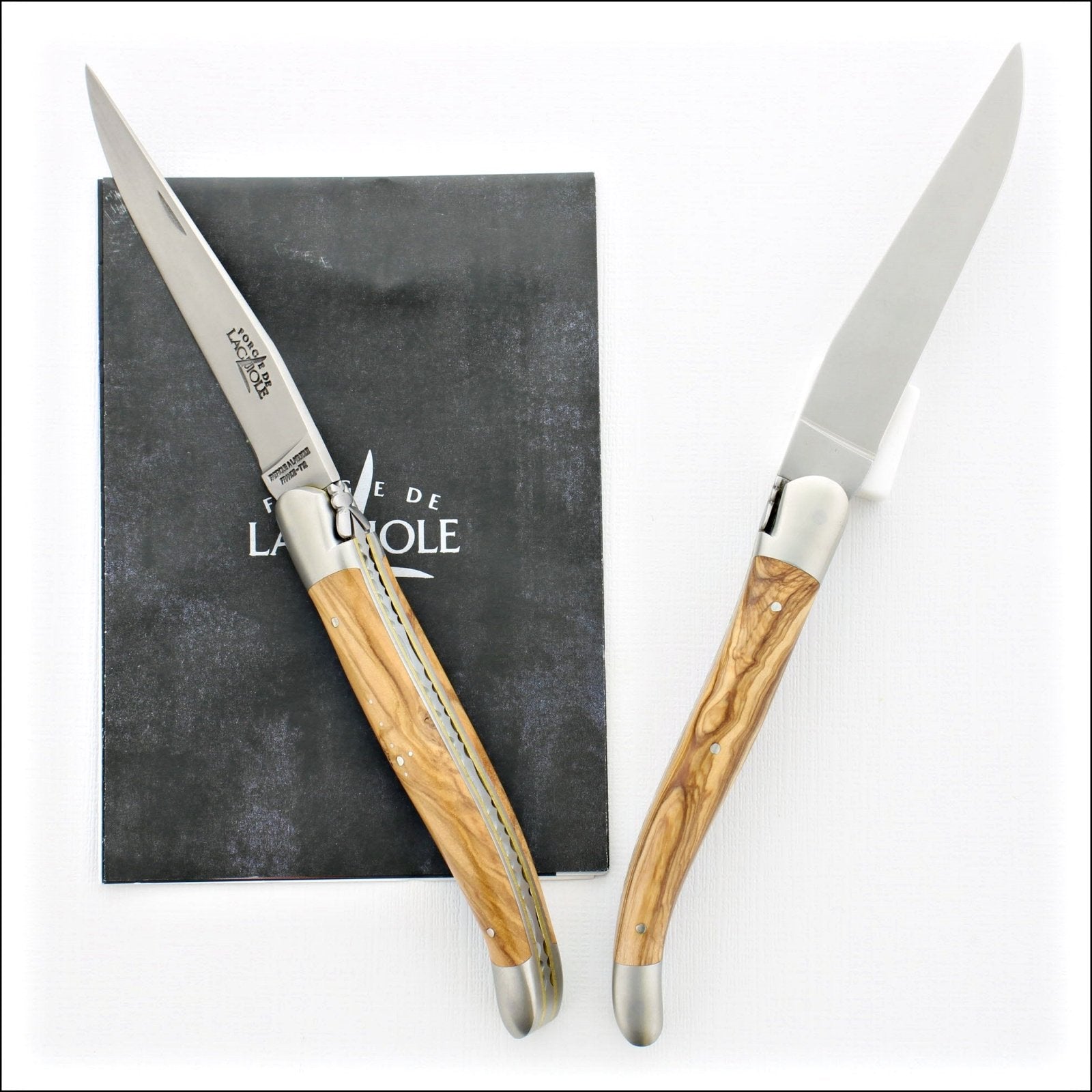 12 cm Carvé Cascades Series - Olivewood Handle