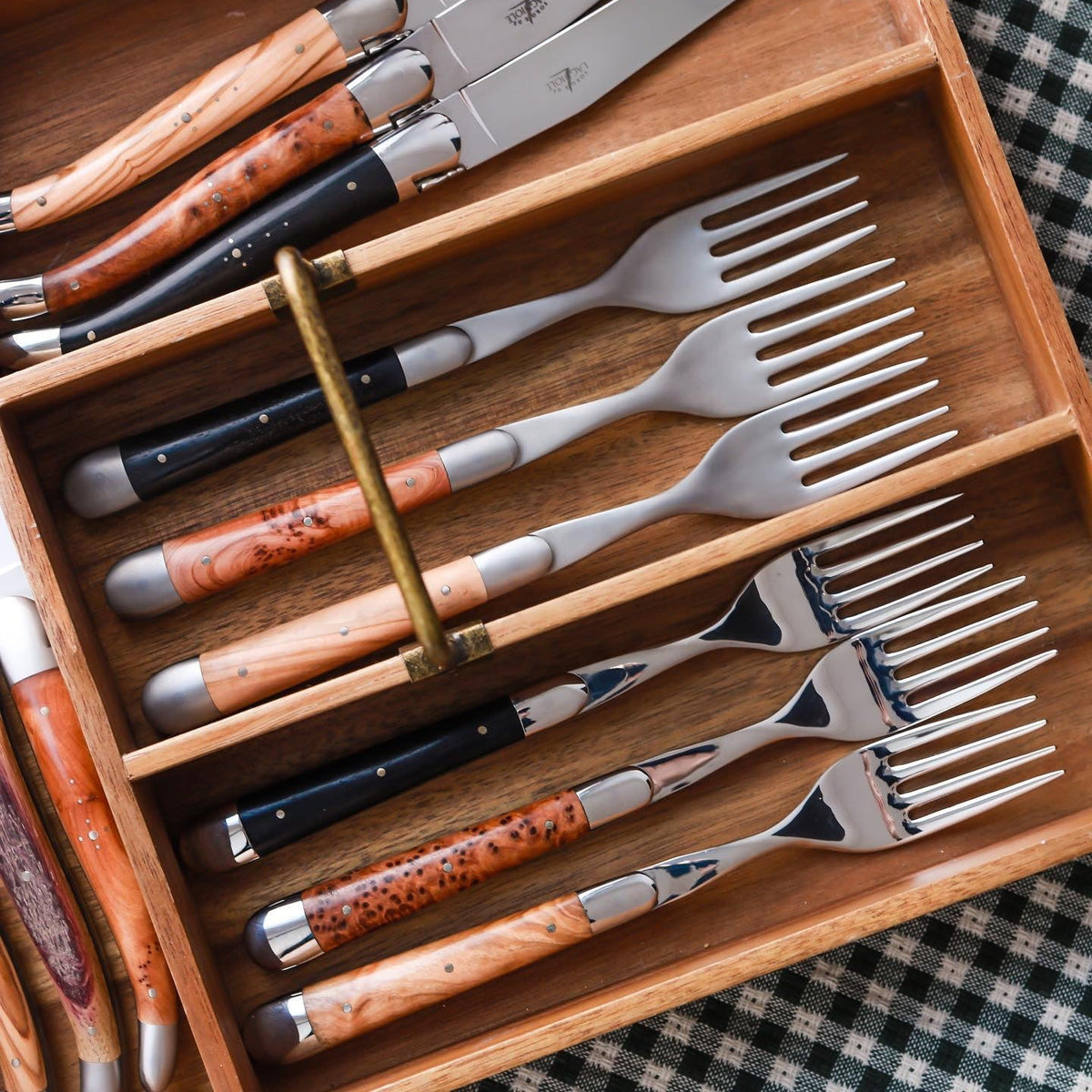 Forge de Laguiole Forks Olive Shiny Finish