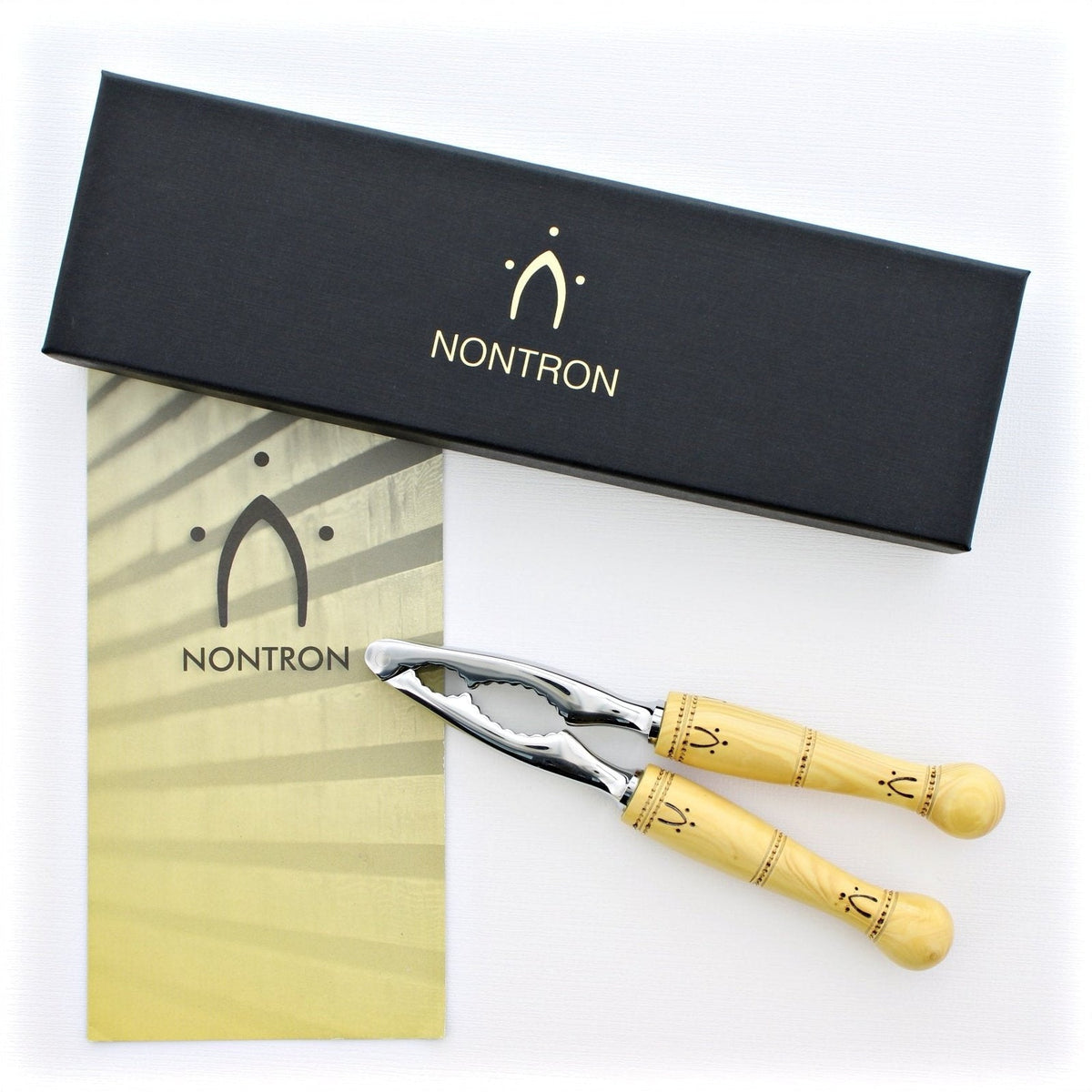 Nontron Nutcracker Boxwood Handle